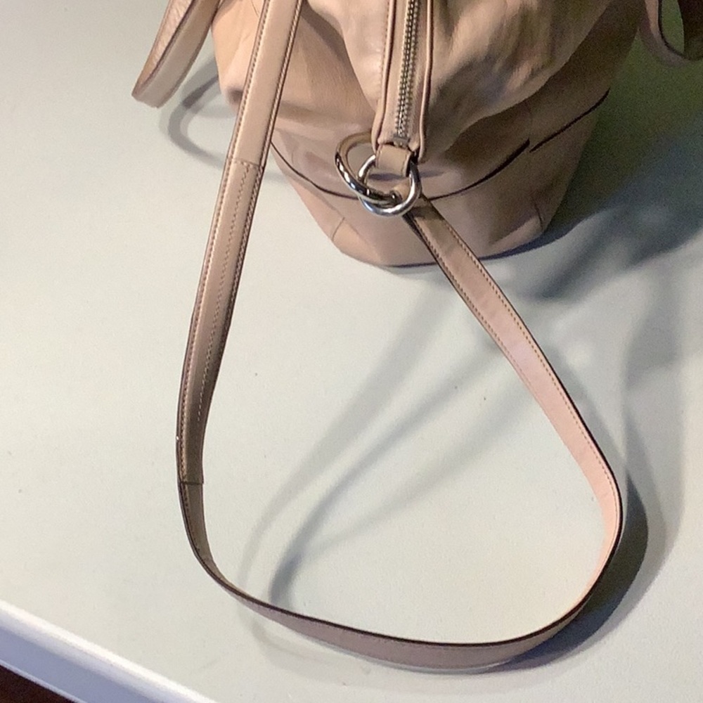 Coach Chelsea Jayden light tan leather shoulder bag - Picture 9 of 12